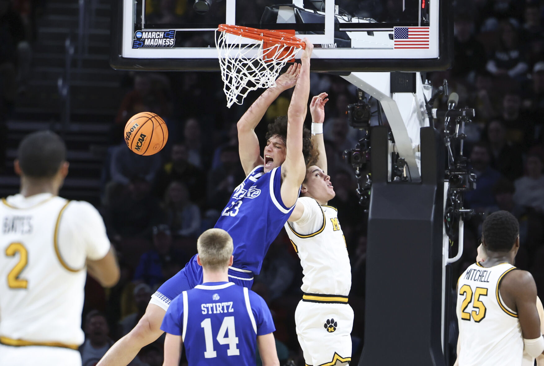 NCAA Drake Missouri Basketball